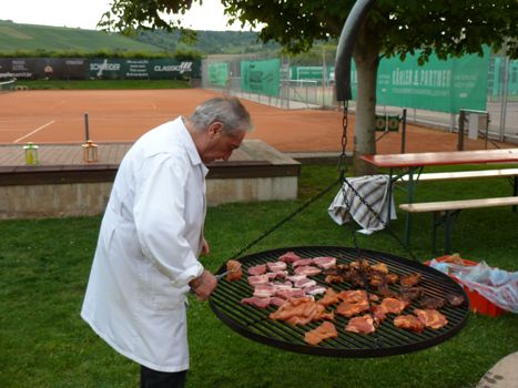 Manfred am Grill