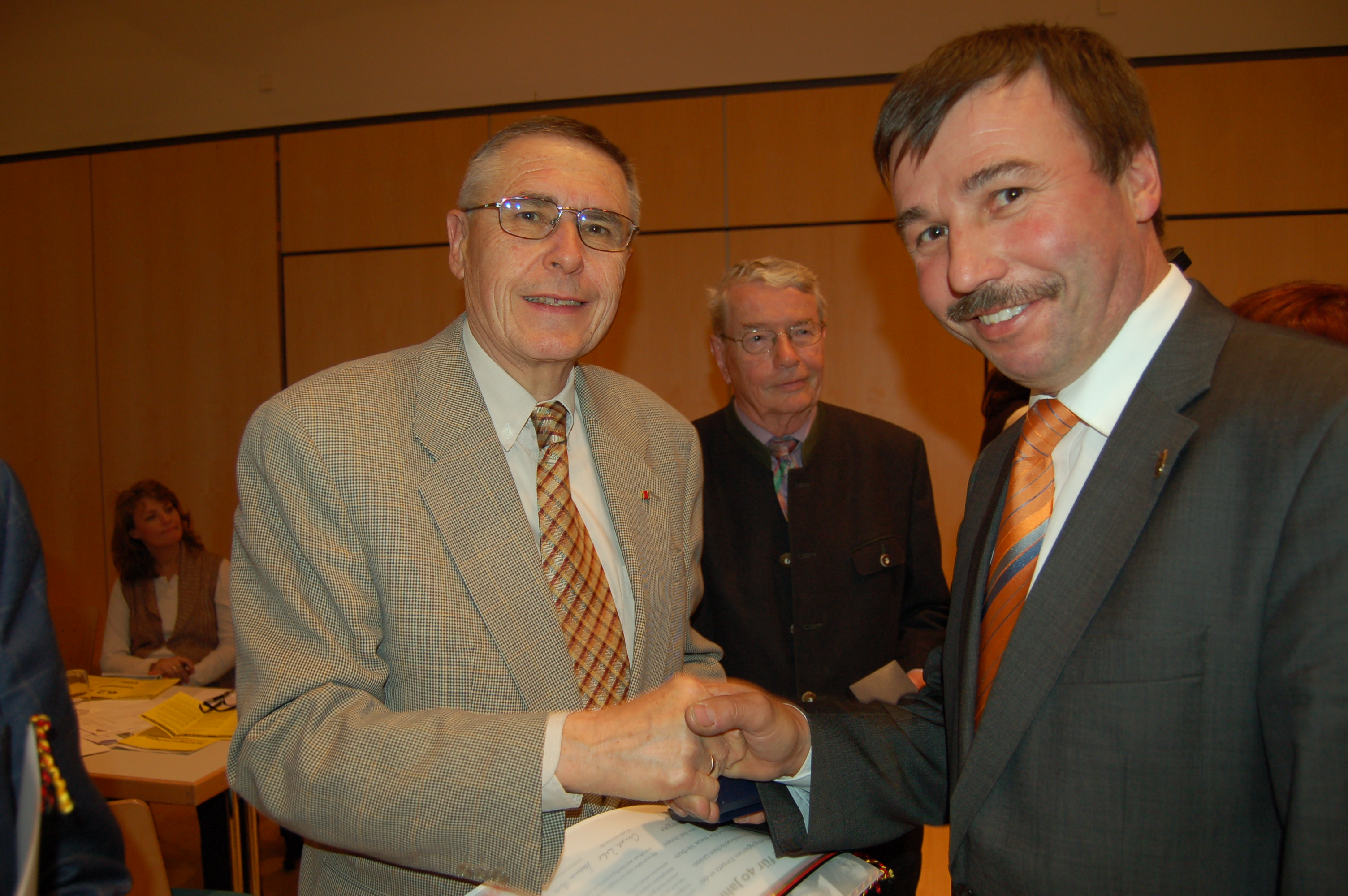 Hans-Joachim Jäger für 40 Jahre Mitgliedschaft geehrt