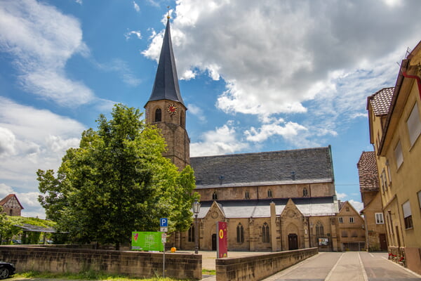 Kirchenführung mit Orgelmusik  Thema: "Kinder, Kinder" 