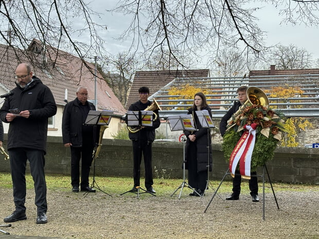 Totengedenken von Gregor Schäfer. Musikalische Mitwirkung an der Gedenkfeier durch den Musikverein Stadtkapelle Bönnigheim e.V.
