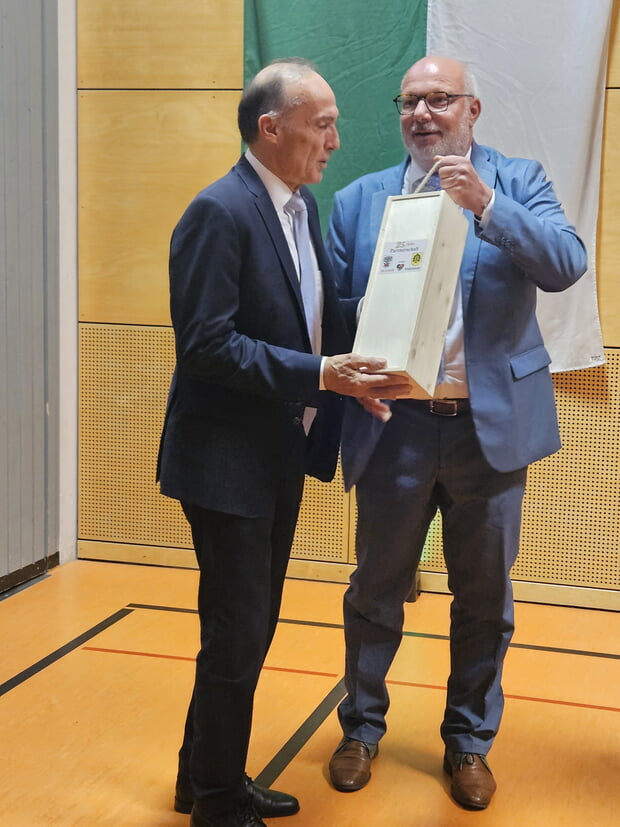 Eberhard Gienger und BM Sch&auml;uffele