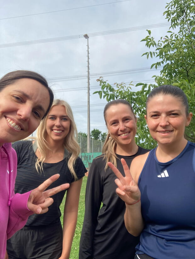 Damen 1: Stephanie Fischer, Lisa-Marie Kuballa, Jana Zerweck-Eiermann, Laura Fischer
