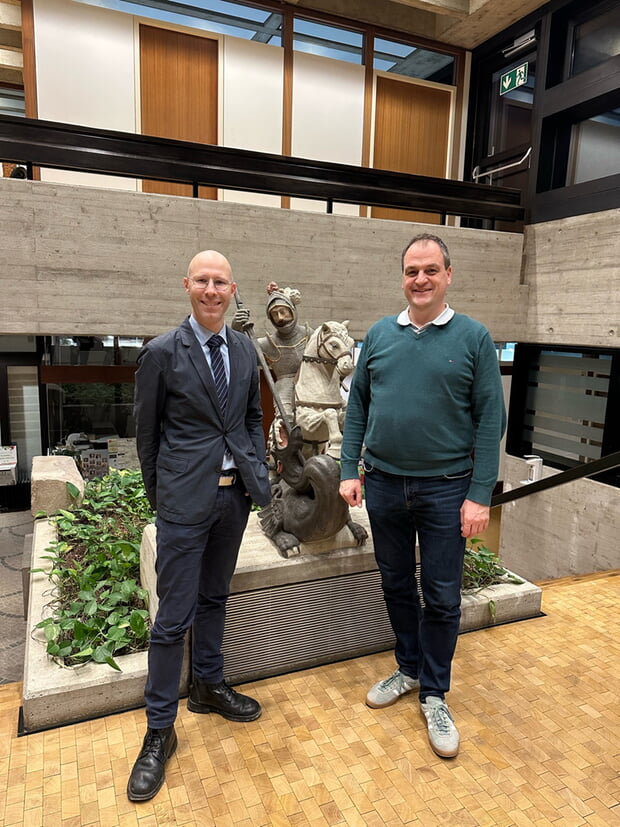 Zu einem Treffen hie&szlig; B&uuml;rgermeister Albrecht Dautel den Landtagskandidaten Torsten Liebig im Rathaus herzlich willkommen. Er kandidiert bei den Landtagswahlen f&uuml;r die SPD. Im Gespr&auml;ch wurden verschiedene Themen der Stadt besprochen