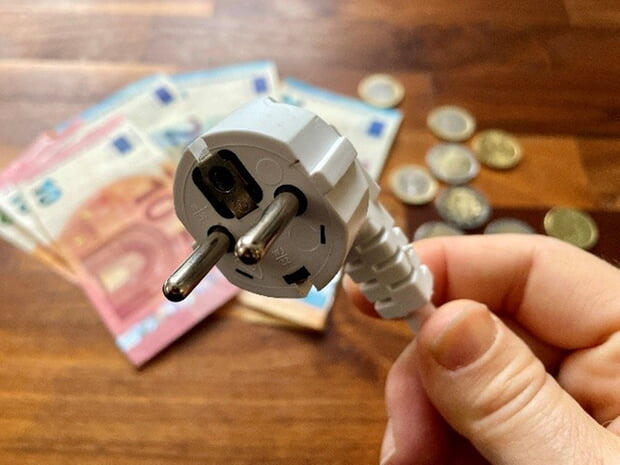 Holen Sie sich im kostenlosen Online-Vortrag praktische Tipps zum Stromsparen